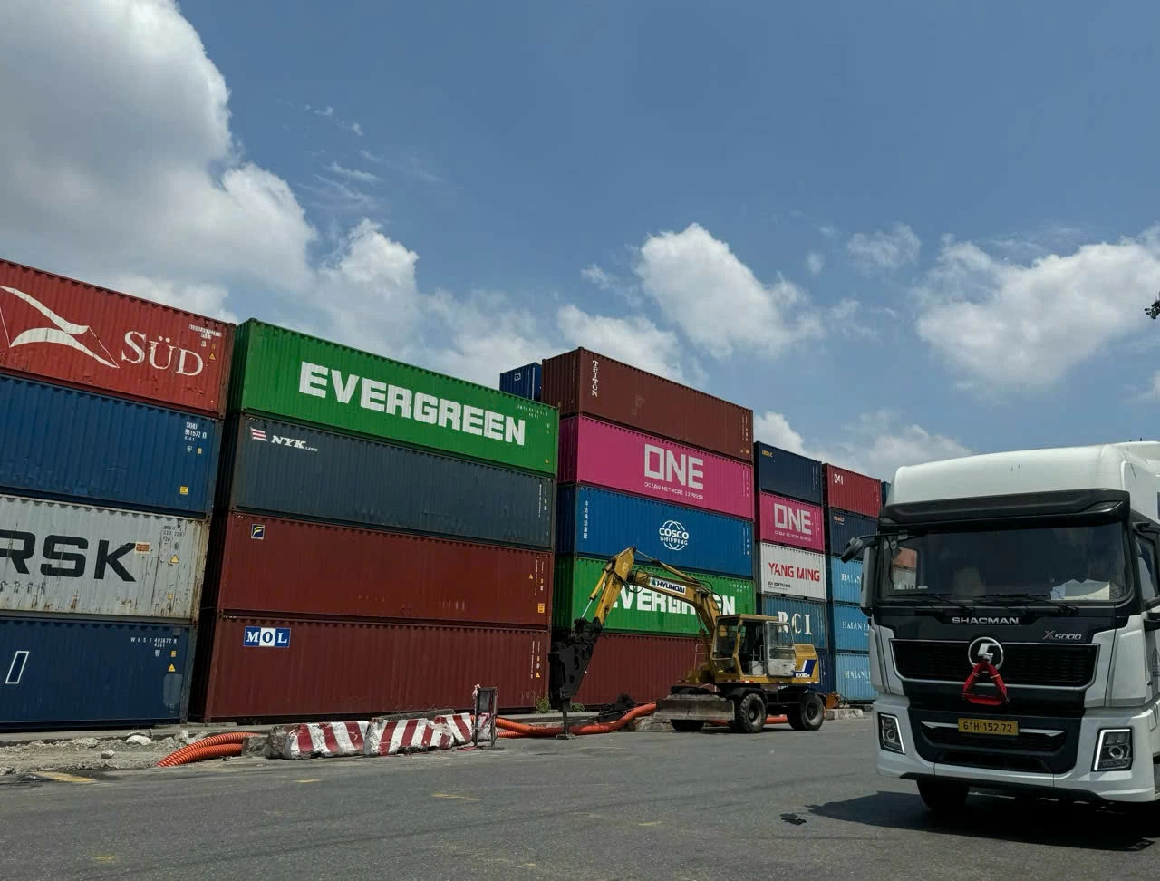 Cước vận tải tăng sốc, doanh nghiệp Việt tối ưu chuỗi cung ứng để giữ đơn hàng Cước vận tải tăng sốc, doanh nghiệp Việt tối ưu chuỗi cung ứng để giữ đơn hàng