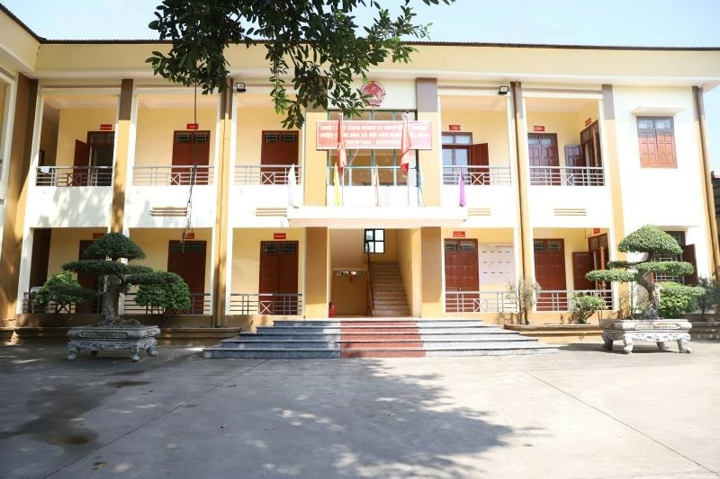 Nhà, đất dôi dư: Không để chậm vì “xin ý kiến lòng vòng” Nhà, đất dôi dư: Không để chậm vì “xin ý kiến lòng vòng”