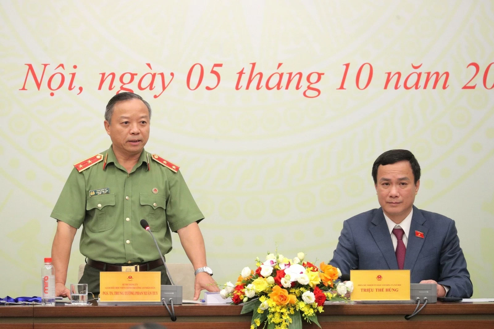 Phát triển văn hóa gắn với thượng tôn pháp luật và an ninh quốc gia
