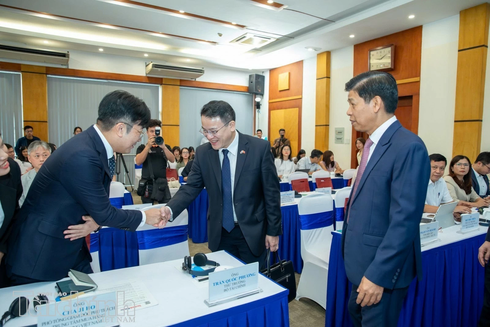 Thu hút FDI không phải để thay thế nội lực, mà để làm mạnh nội lực