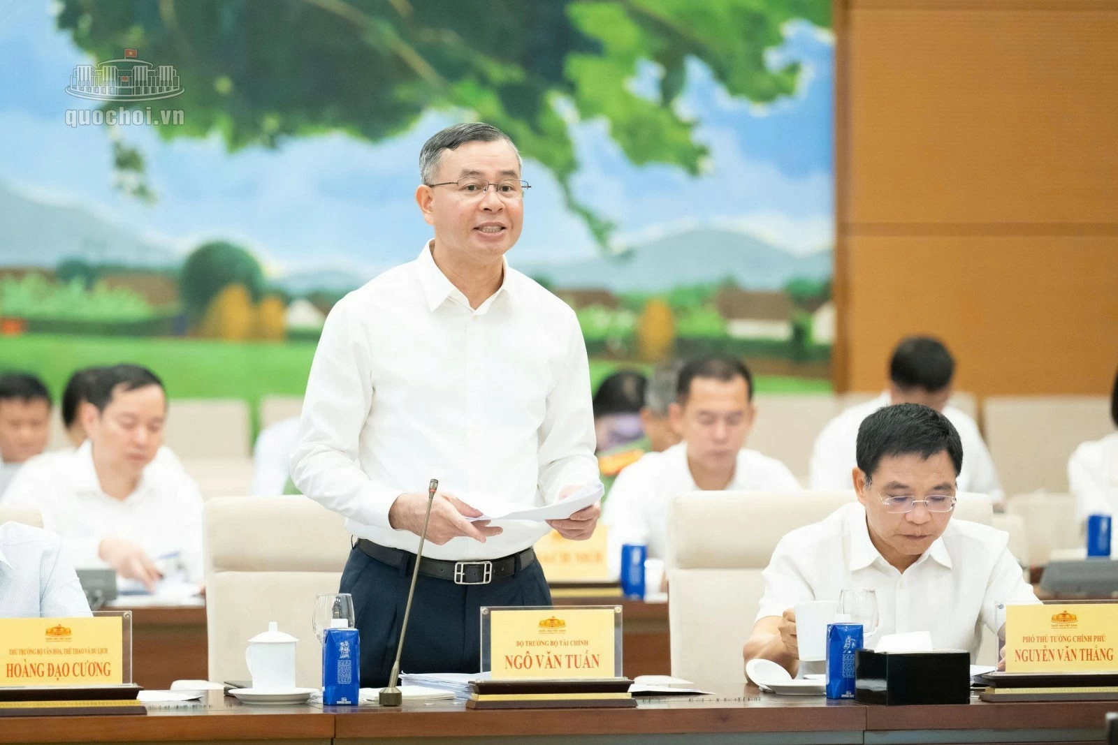 Năm 2027: Phấn đấu tăng trưởng 10% trở lên gắn với ổn định kinh tế vĩ mô