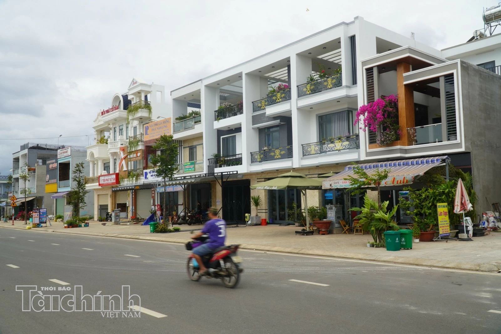 Bất động sản gắn liền với đất tại TP. Hồ Chí Minh giảm giá sơ cấp 29%