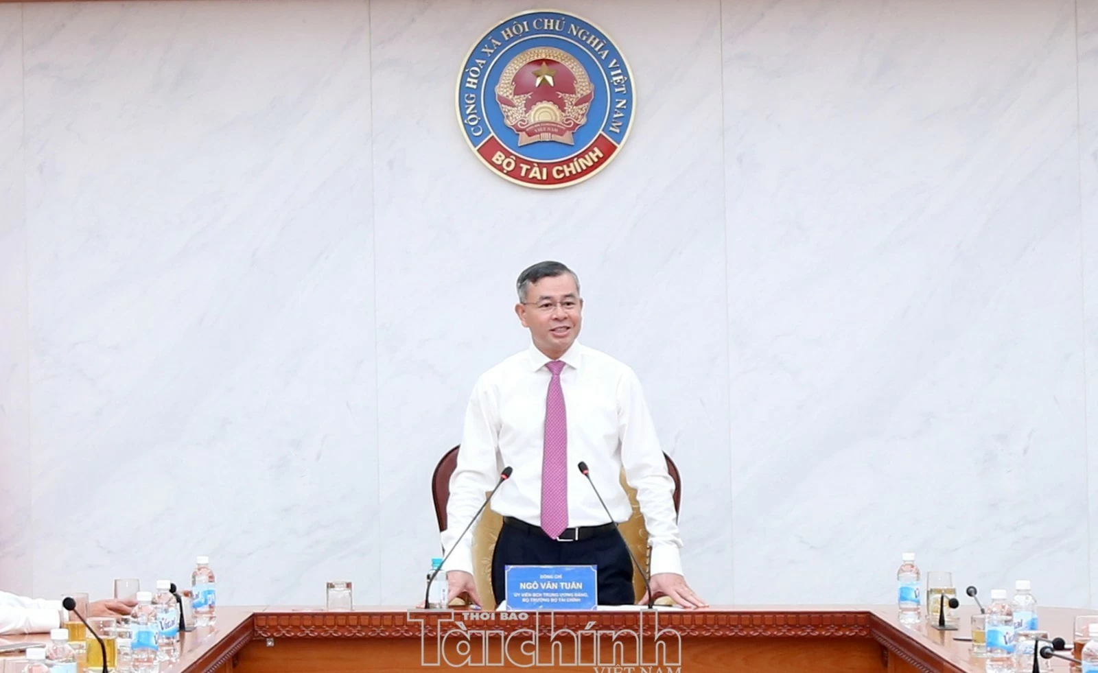 Bộ Tài chính bổ nhiệm Vụ trưởng Vụ Tổ chức cán bộ, Giám đốc Kho bạc Nhà nước