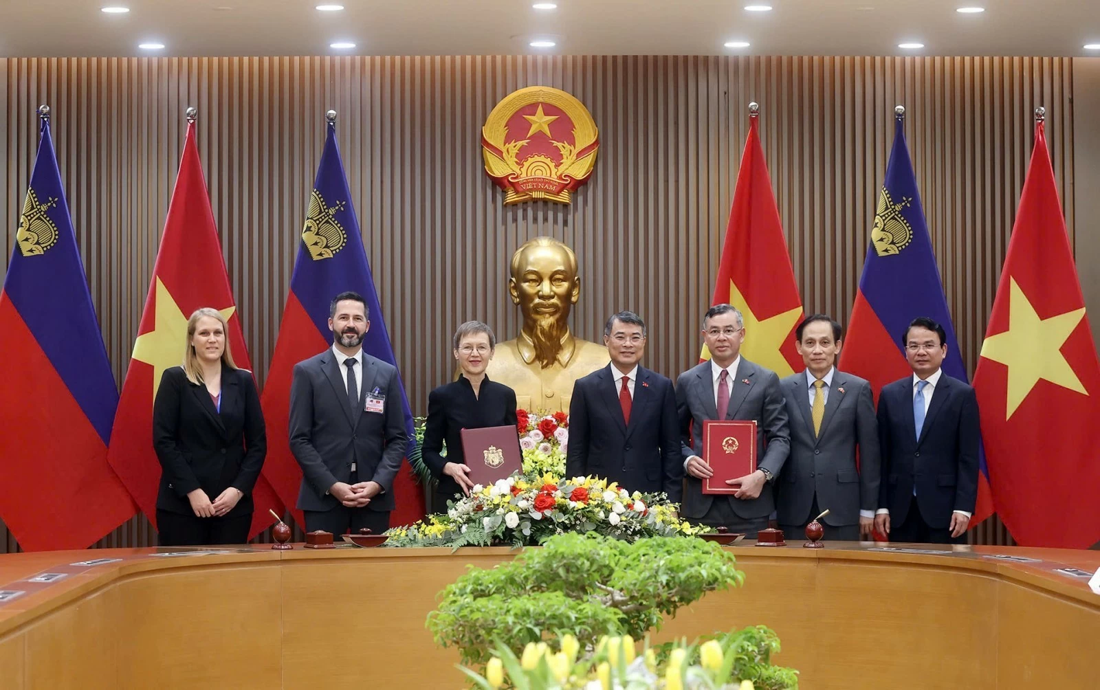 Việt Nam và Công quốc Lích-then-xtai-in ký Hiệp định tránh đánh thuế hai lần, thúc đẩy hợp tác kinh tế và đầu tư song phương