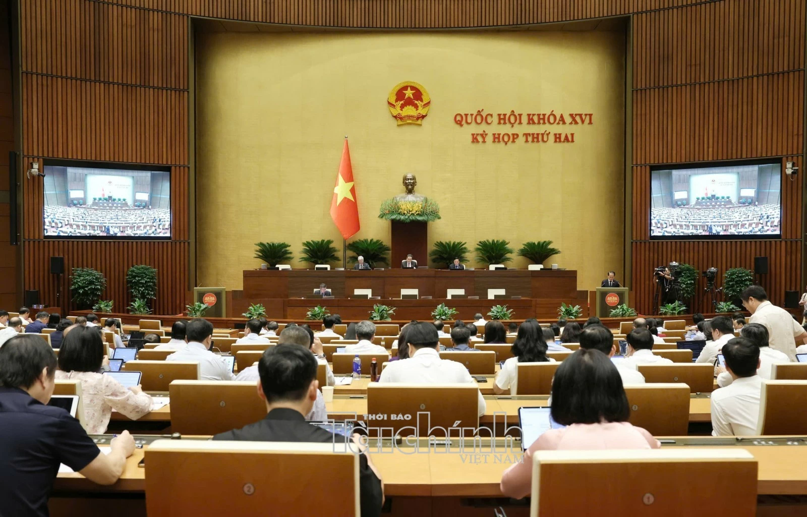 Sửa Luật Đấu giá tài sản: Nâng tiền đặt trước đấu giá đất ở lên 20 - 50% giá khởi điểm Sửa Luật Đấu giá tài sản: Nâng tiền đặt trước đấu giá đất ở lên 20 - 50% giá khởi điểm